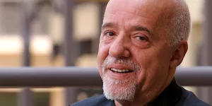 پائولو کوئیلو نویسنده برزیلی